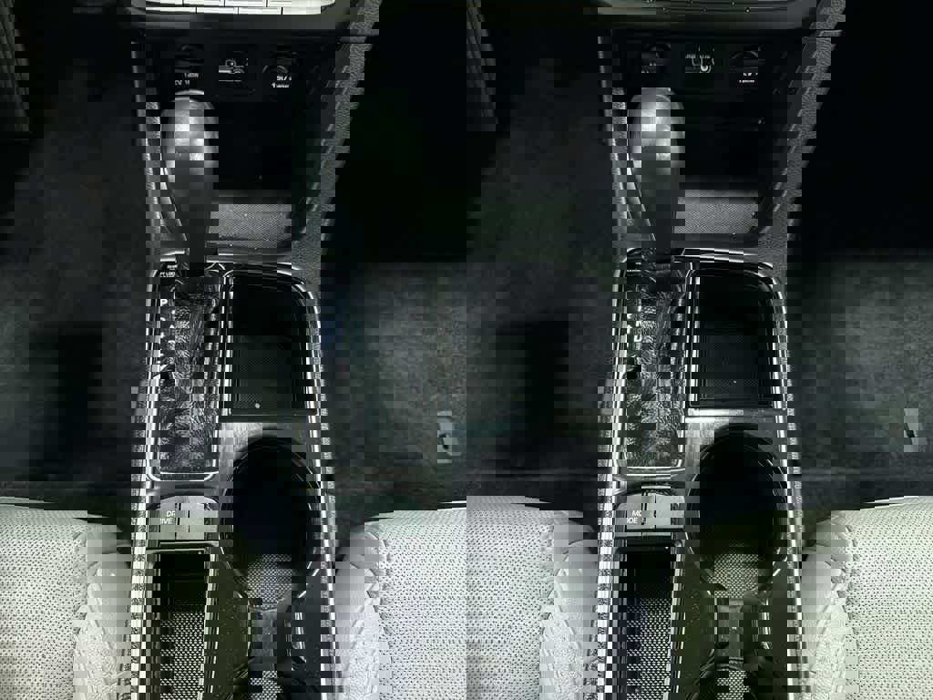 Used 2018 Hyundai Sonata Limited w/ Cargo Package image 30