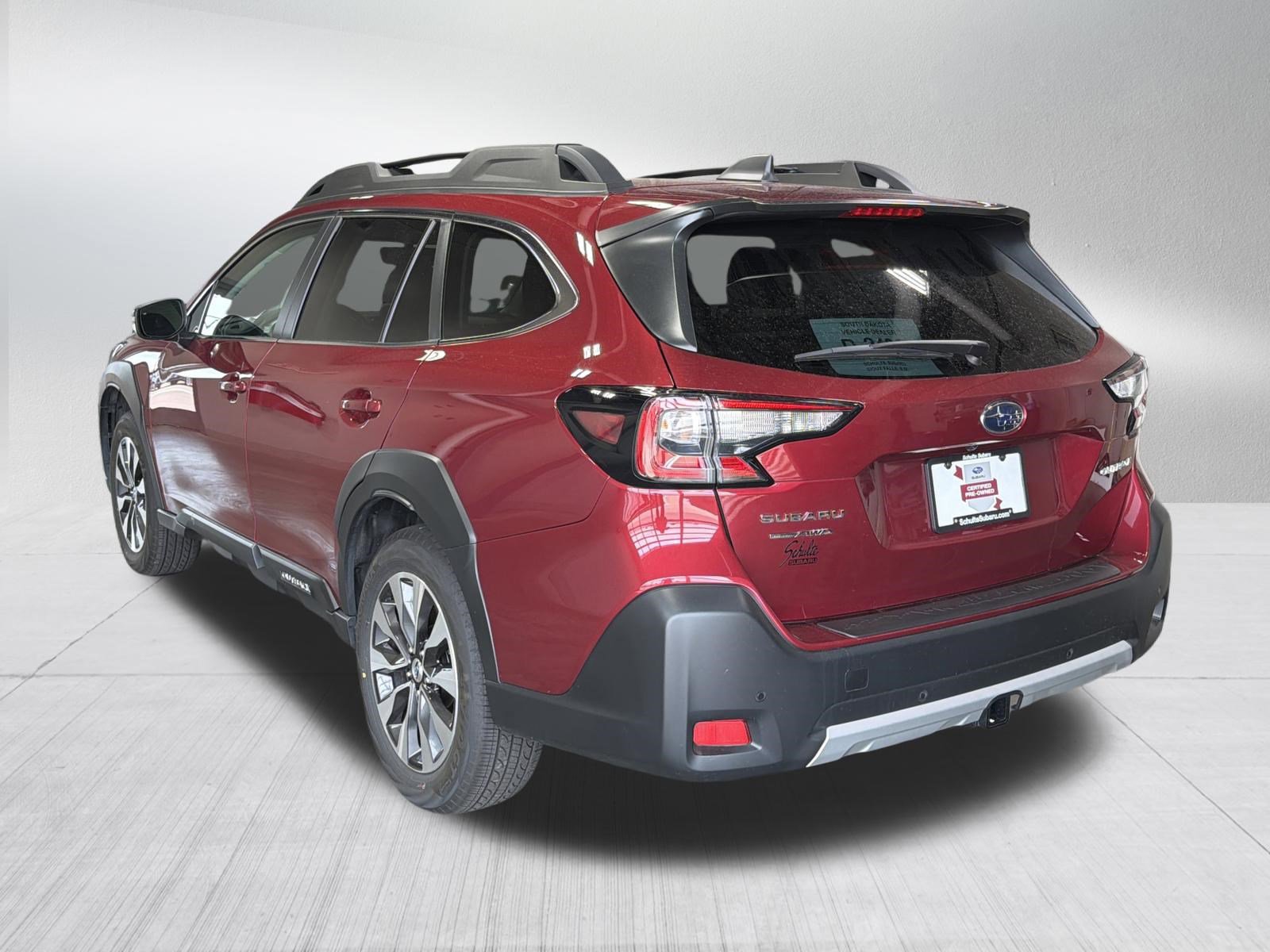 Used 2025 Subaru Outback Limited w/ Tech Package 3 AWD/4WD image 5