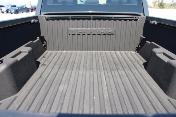 Certified 2024 Toyota Tacoma SR5 AWD/4WD image 16