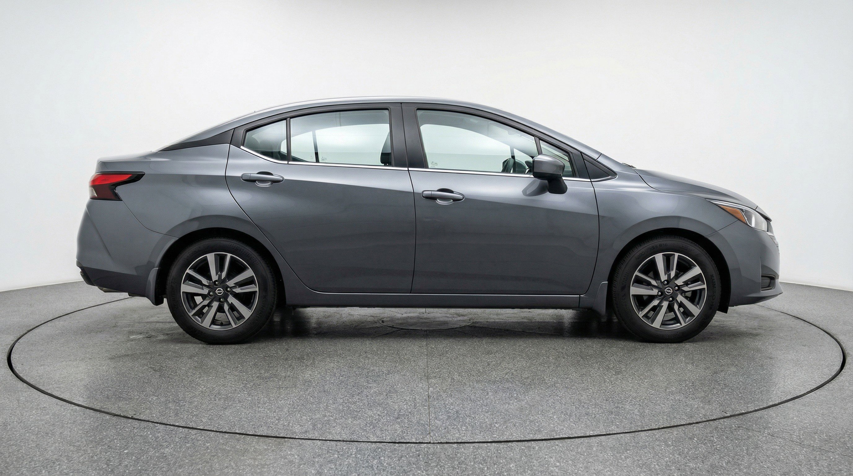 Used 2025 Nissan Versa SV w/ Trunk Package FWD image 11