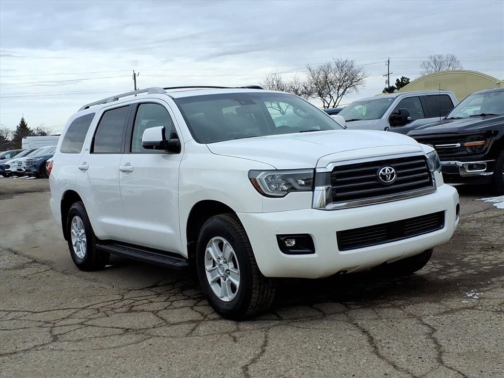 Used 2021 Toyota Sequoia SR5 image 7