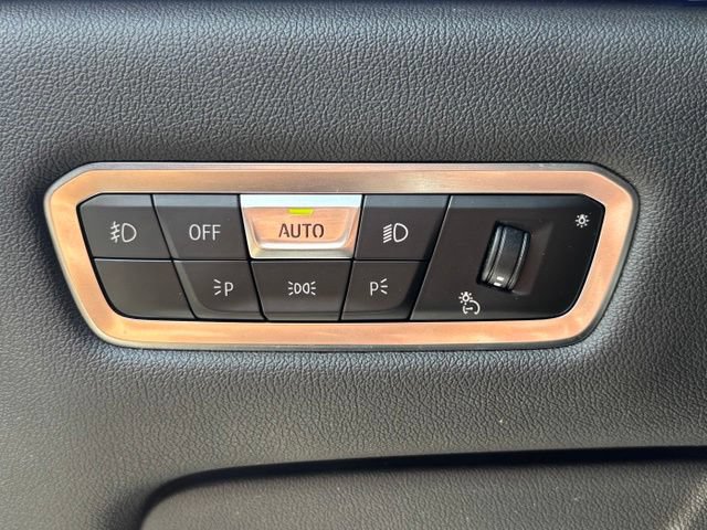 Used 2022 BMW X7 M50i w/ Cold Weather Package AWD/4WD image 16