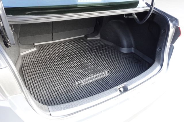 Used 2024 Toyota Corolla LE image 31