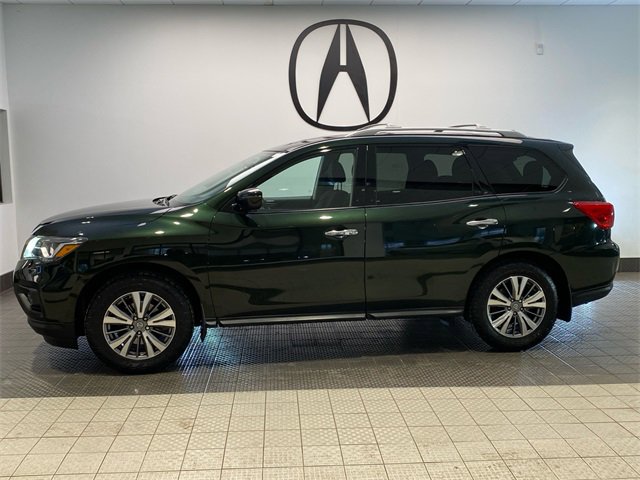 Used 2020 Nissan Pathfinder SV image 3