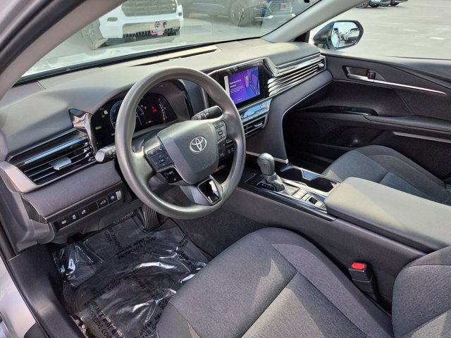Used 2025 Toyota Camry LE FWD image 10