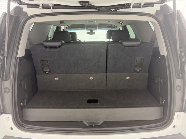 Used 2017 GMC Yukon SLE RWD image 14