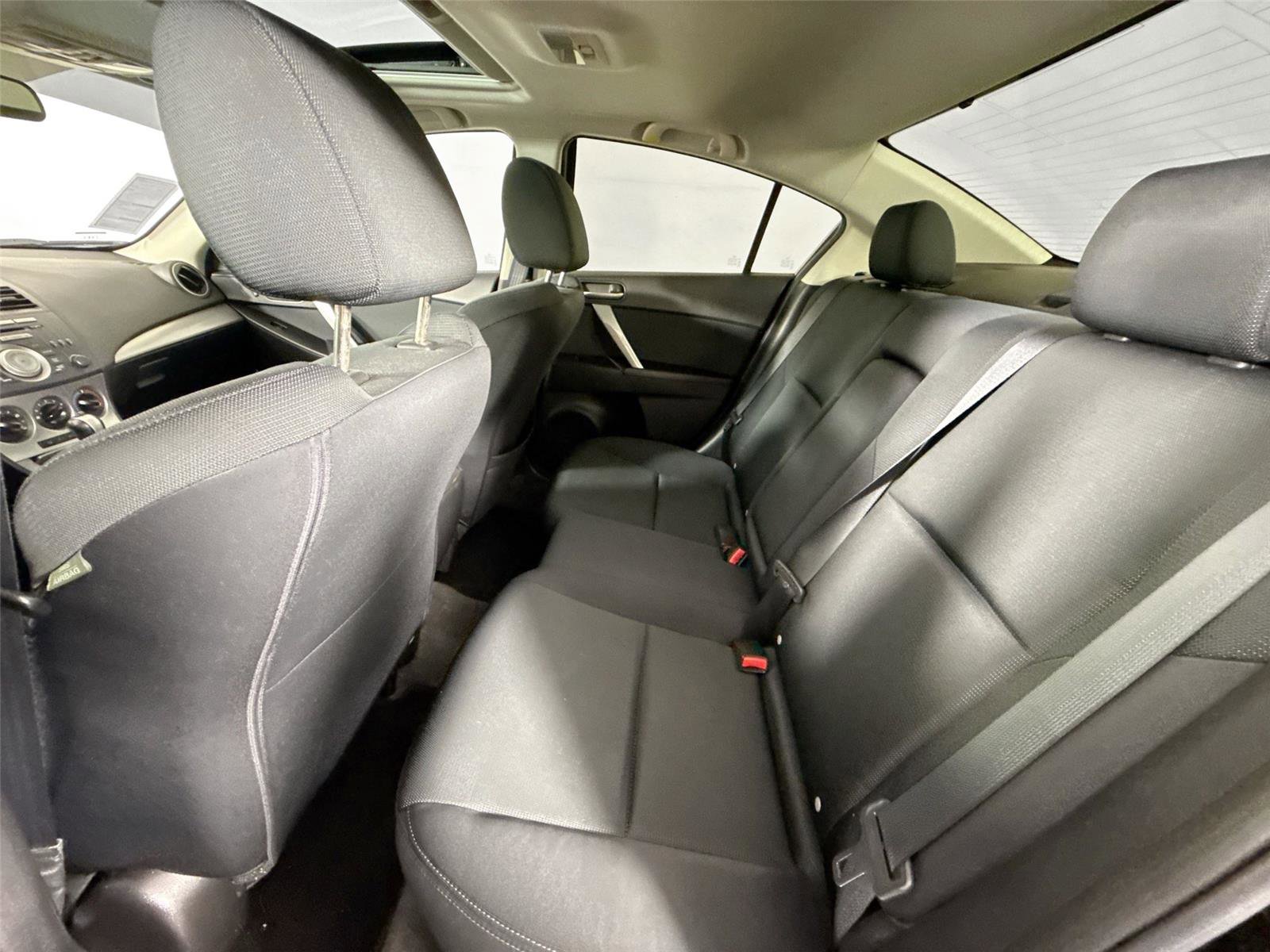 Used 2010 MAZDA MAZDA3 s Sport image 29