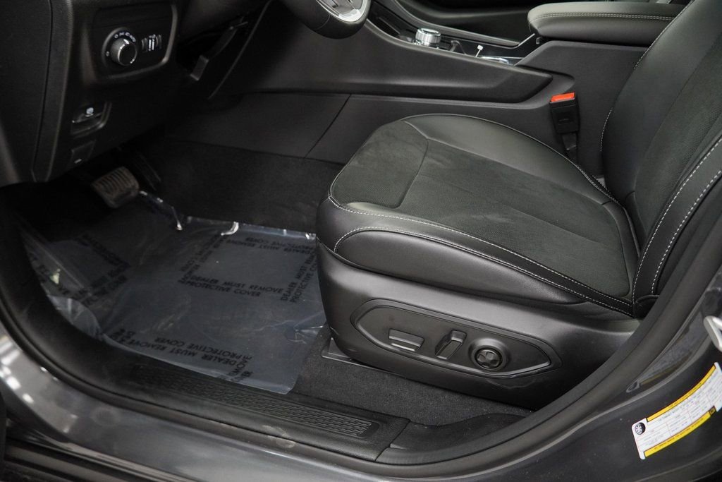 New 2026 Jeep Grand Cherokee Altitude image 27