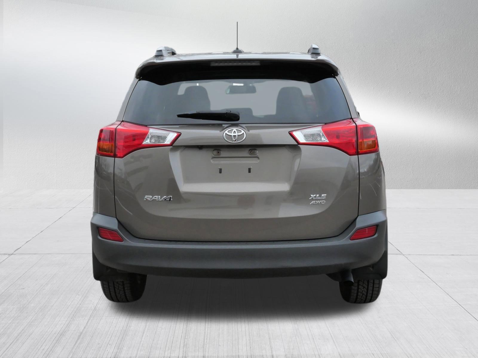 Used 2015 Toyota RAV4 XLE image 6