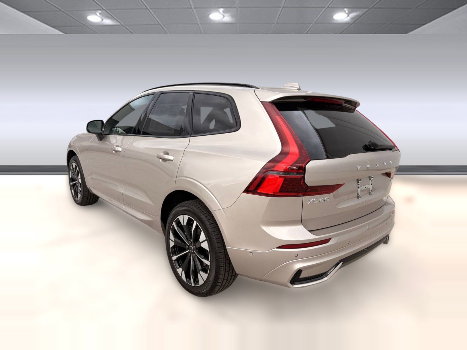 Certified 2026 Volvo XC60 B5 Plus w/ Climate Package image 3