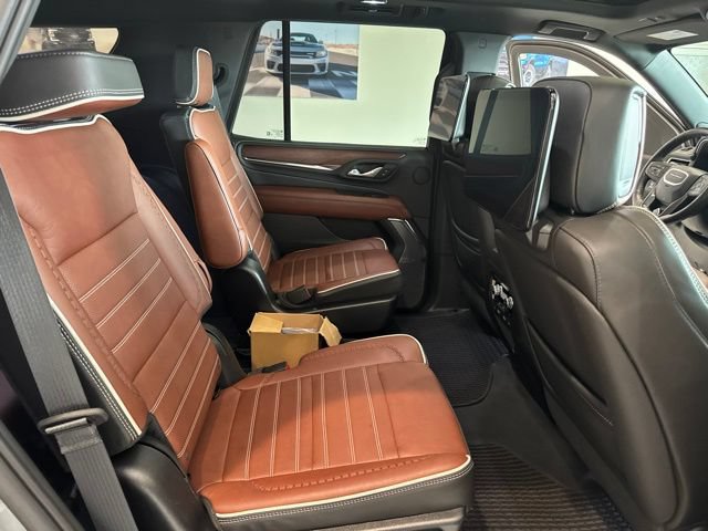 Used 2023 GMC Yukon Denali Ultimate AWD/4WD image 14