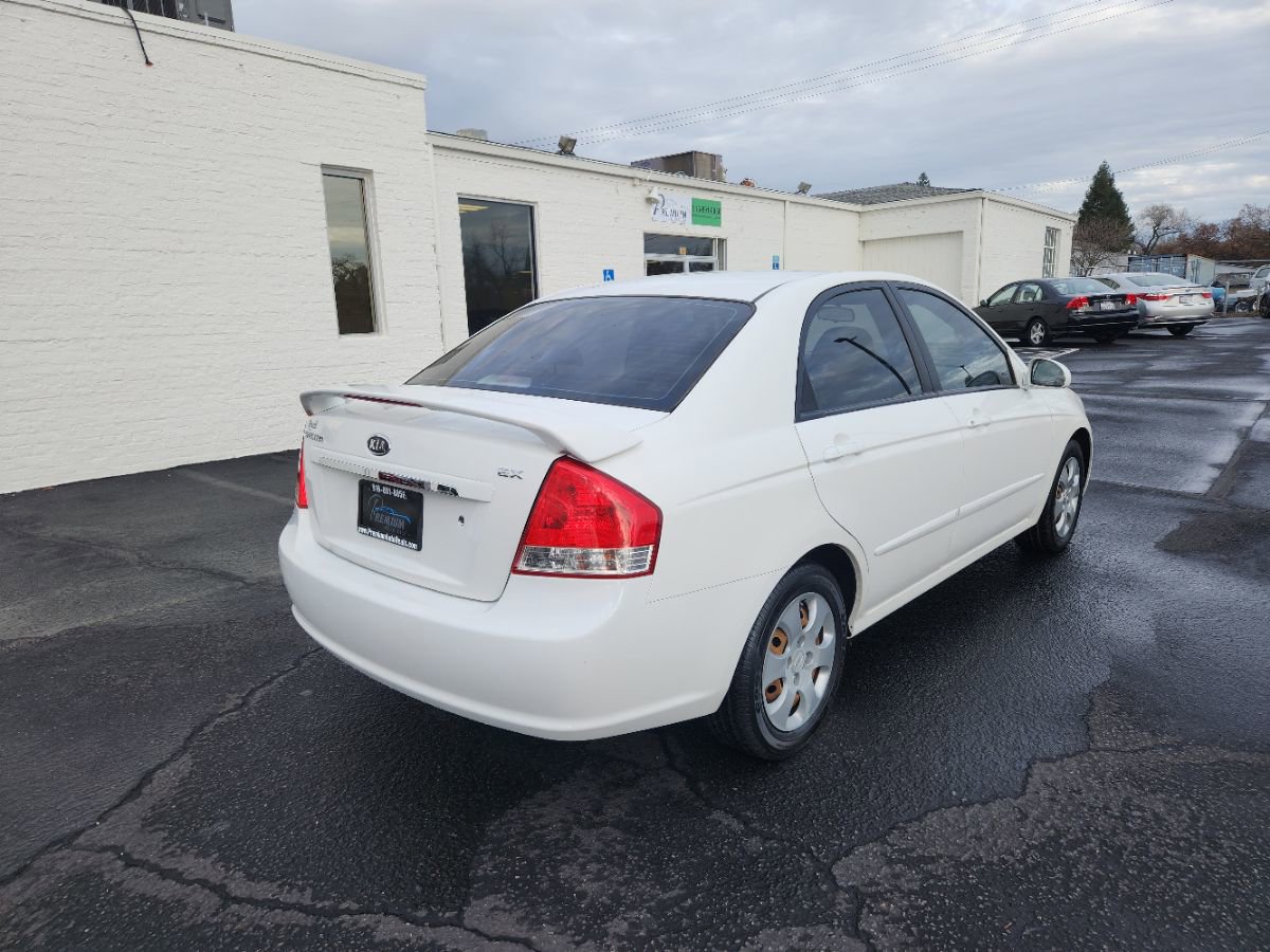 Used 2007 Kia Spectra EX image 5