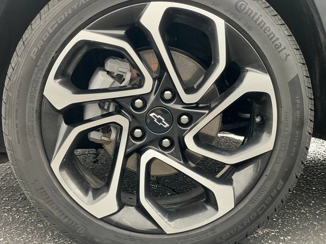 Used 2024 Chevrolet Trax RS w/ Sunroof Package FWD image 8