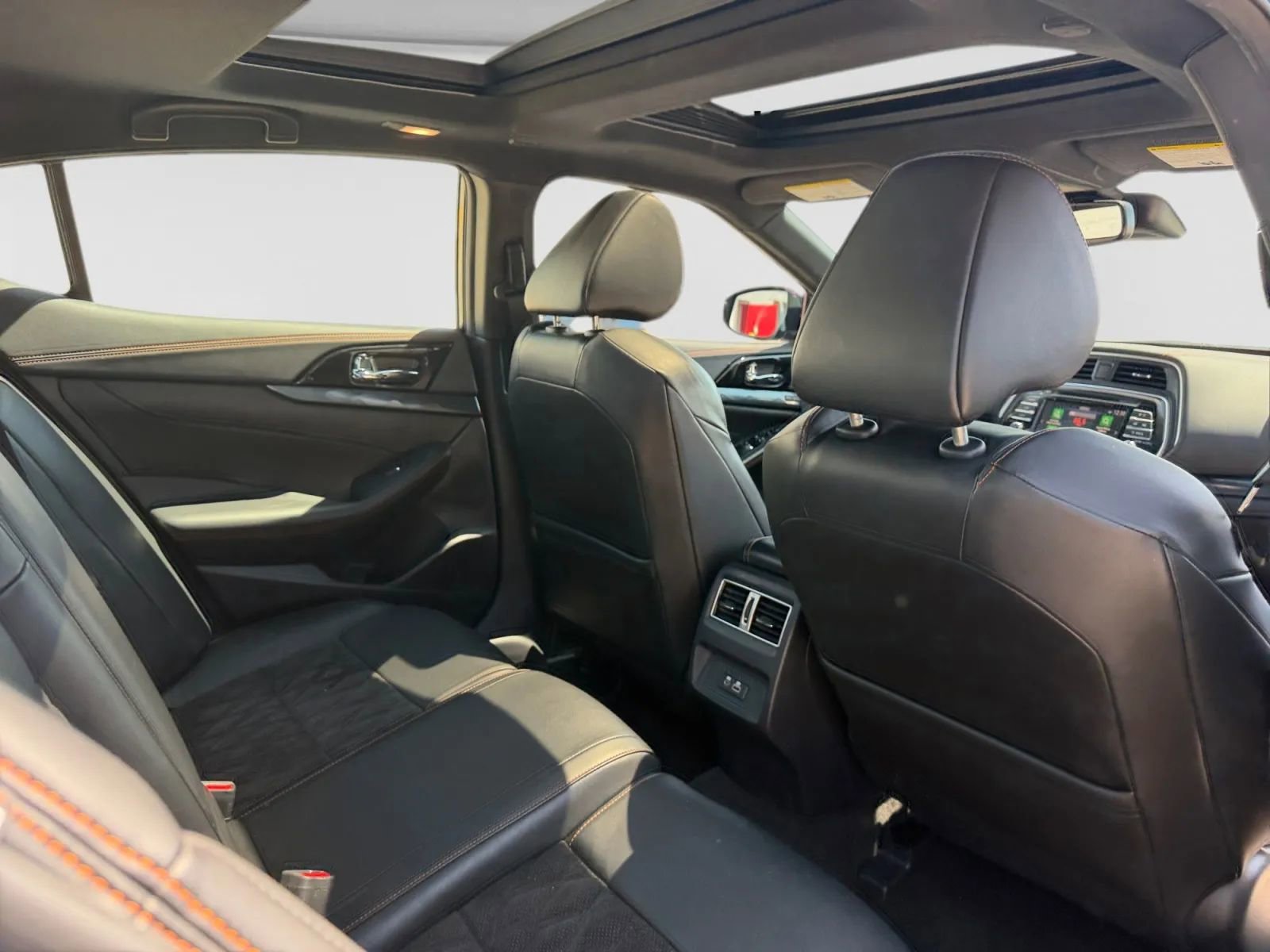 Used 2021 Nissan Maxima SR w/ Sport Mat Group FWD image 31