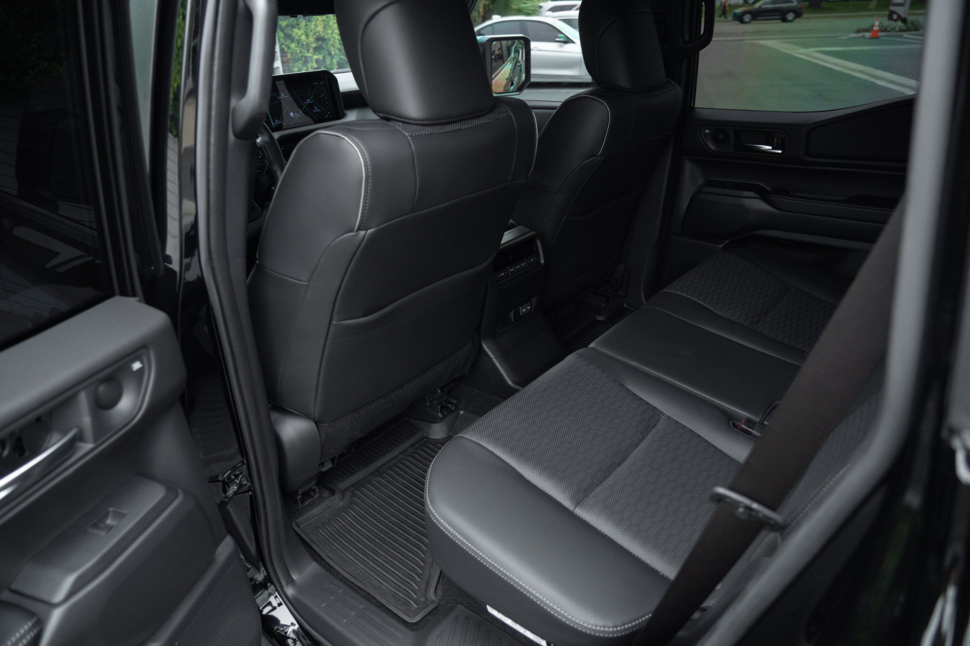 Used 2024 Toyota Land Cruiser image 42