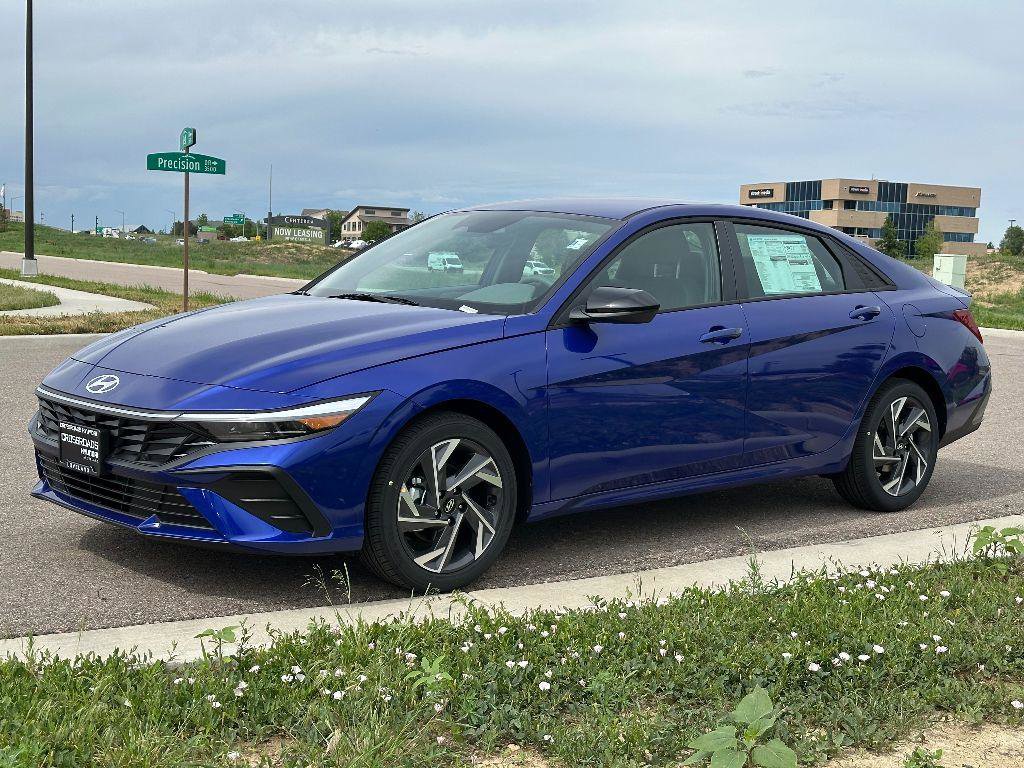New 2025 Hyundai Elantra Sport