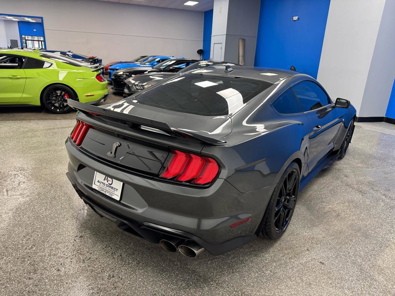 Used 2020 Ford Mustang Shelby GT500 w/ Technology Package RWD image 8
