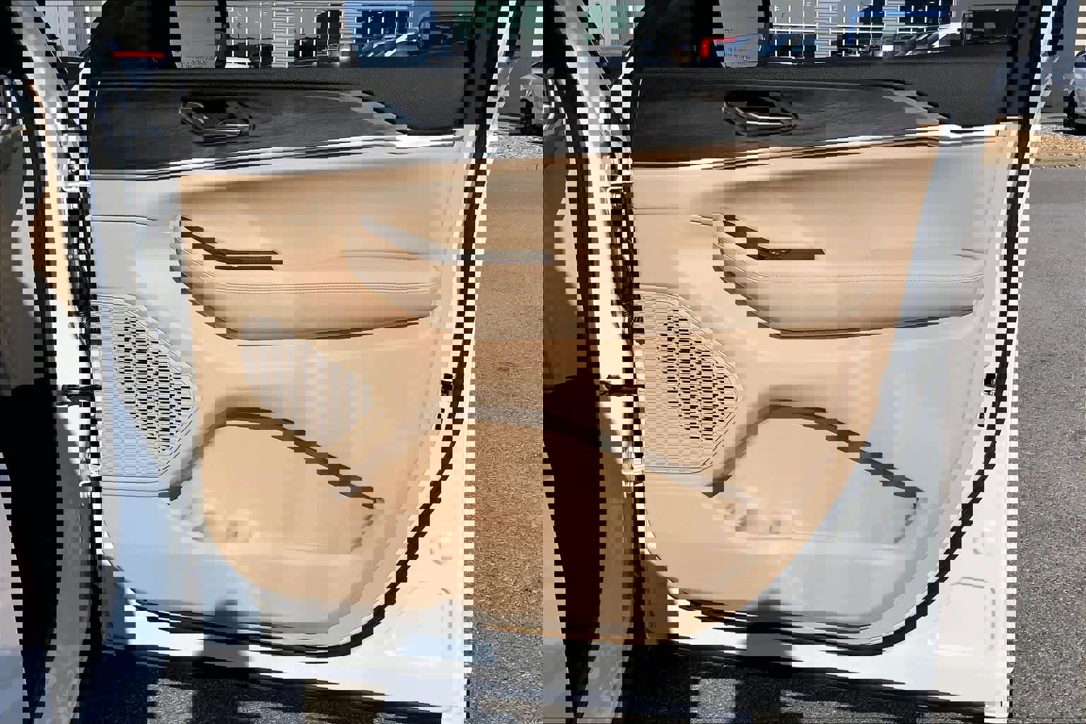 Used 2025 Jeep Grand Cherokee L Limited image 23