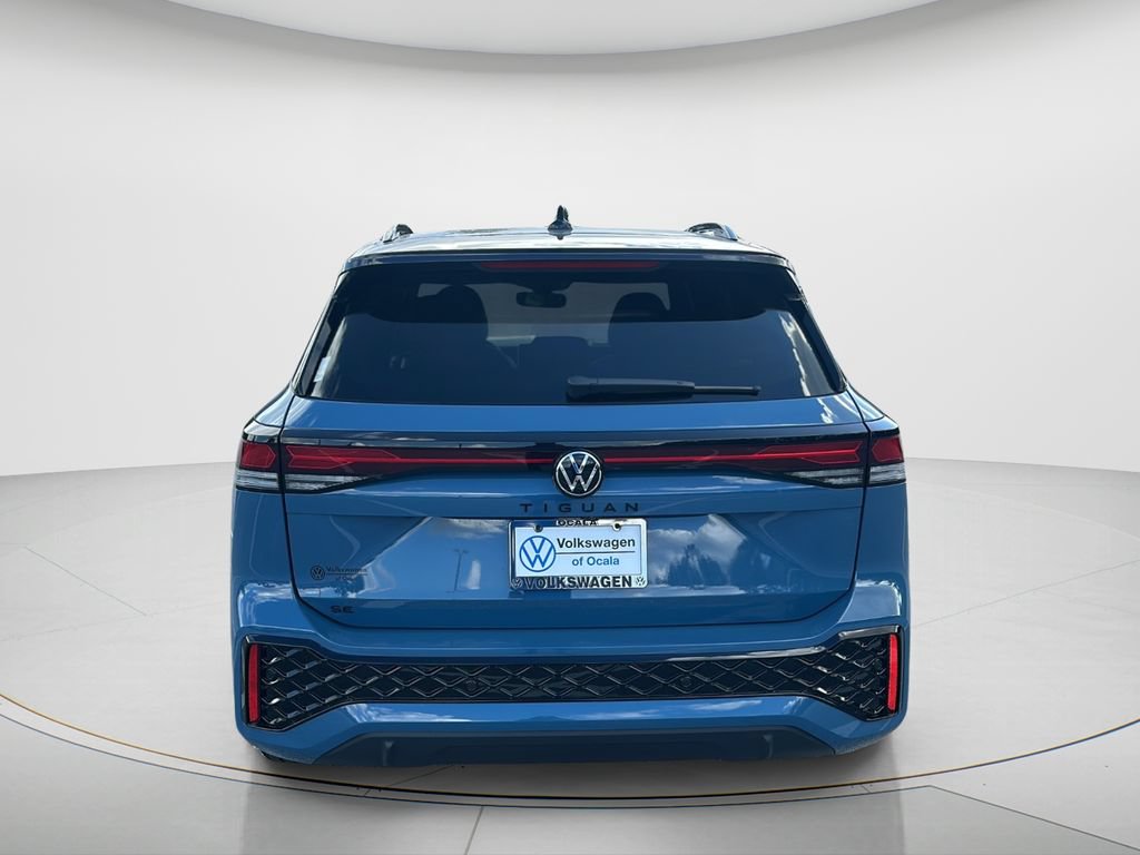 New 2026 Volkswagen Tiguan SE R-Line FWD image 4