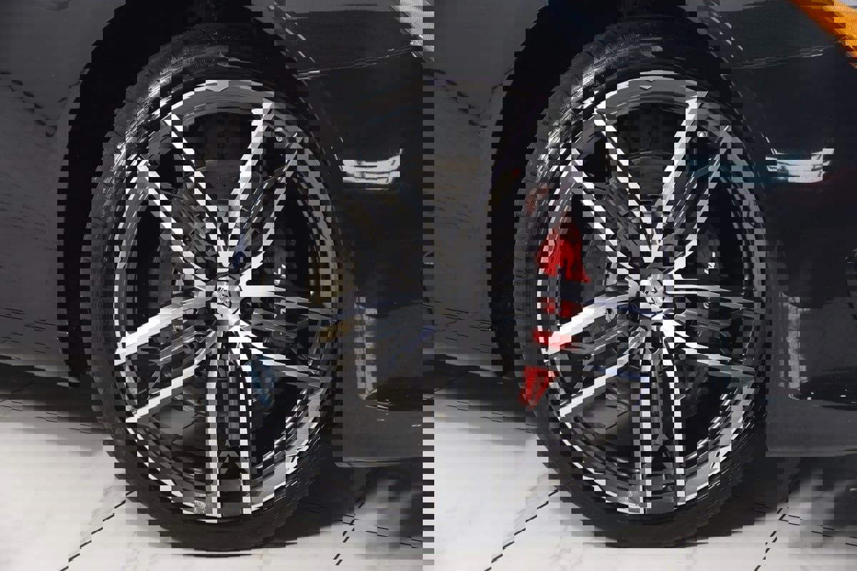 Used 2023 Maserati Quattroporte Modena Q4 image 17