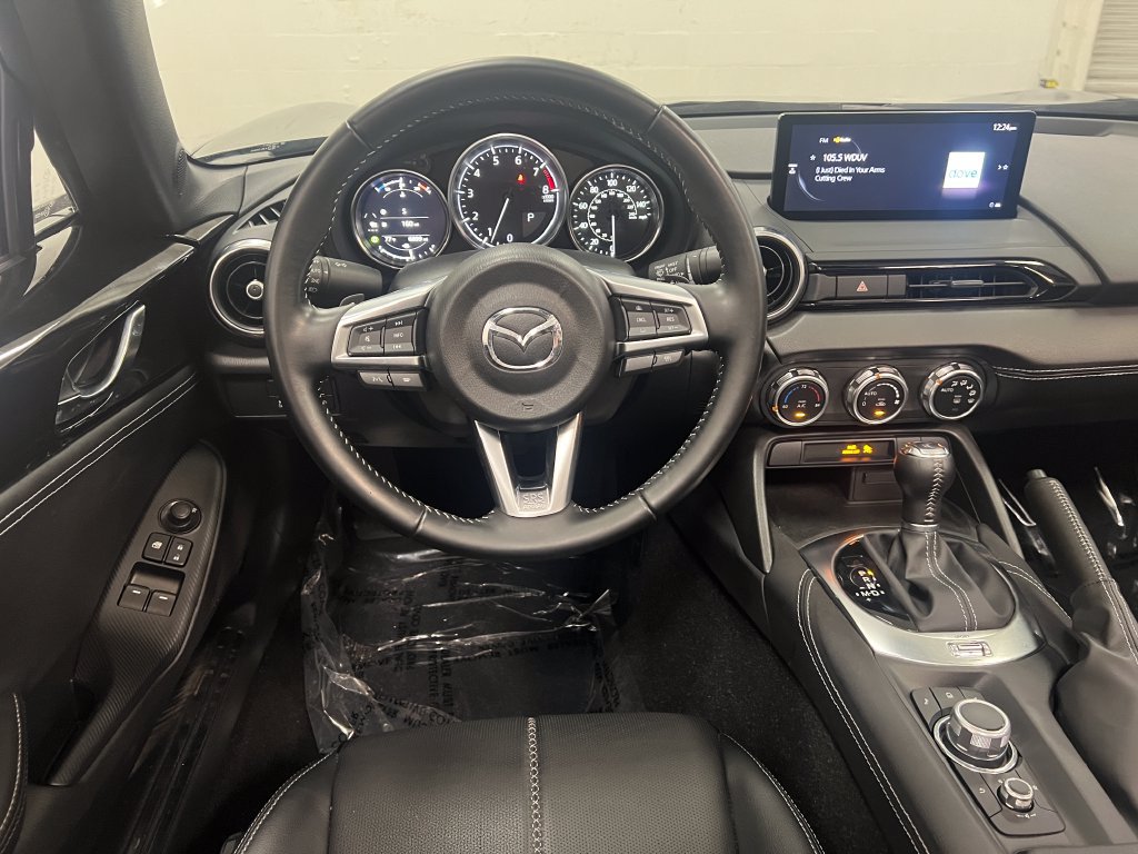 Used 2024 MAZDA MX-5 Miata Grand Touring RWD image 16