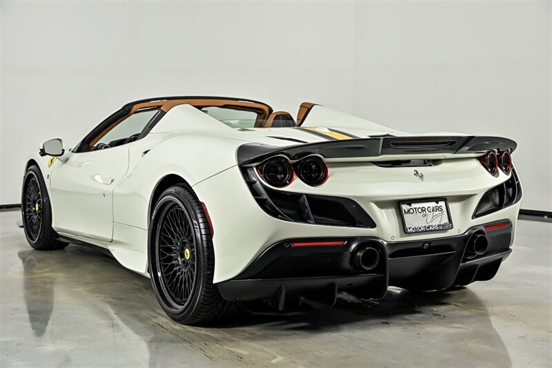 Used 2022 Ferrari F8 Tributo RWD image 8