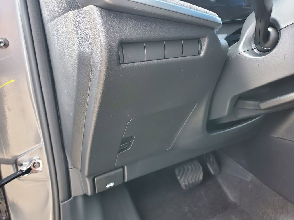 New 2026 Nissan Kicks SV w/ SV Premium Package image 18