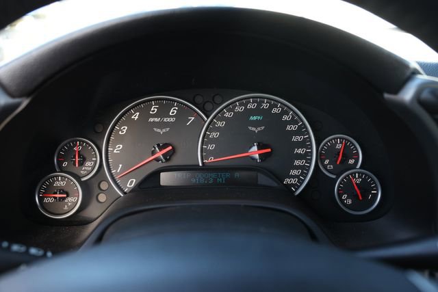 Used 2006 Chevrolet Corvette Coupe w/ Preferred Equipment Group image 27