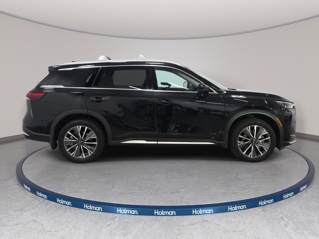 Certified 2026 INFINITI QX60 Luxe w/ Cargo Package image 4