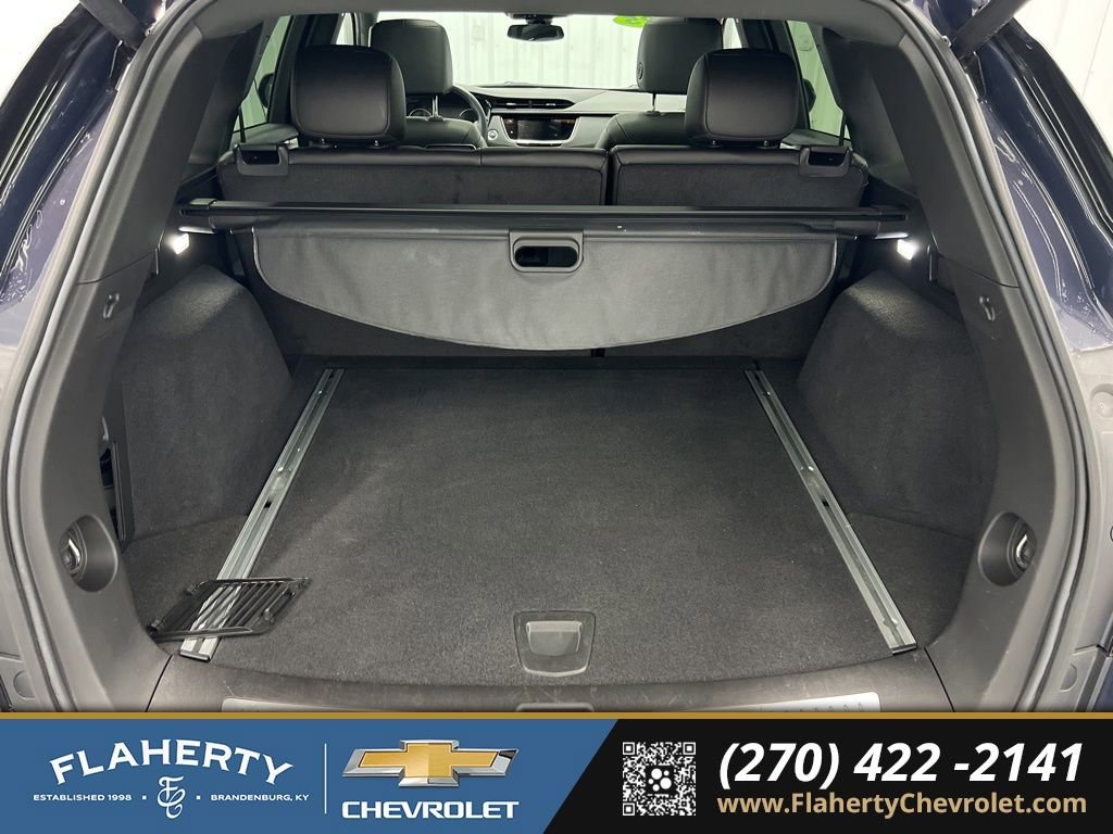 Used 2025 Cadillac XT5 Premium Luxury image 12