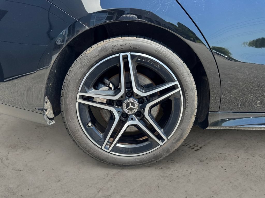 Used 2023 Mercedes-Benz CLA 250 4MATIC image 8