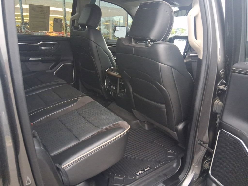 Used 2022 RAM 1500 Laramie image 13