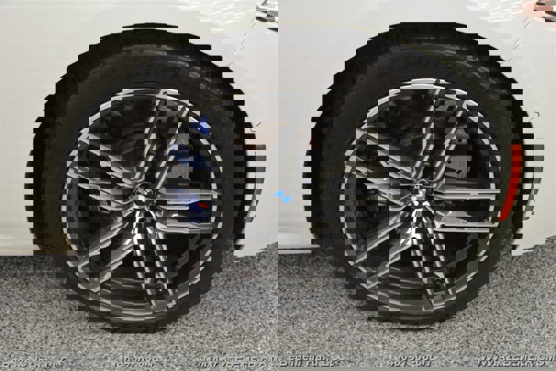 Used 2020 BMW M8 Coupe image 38