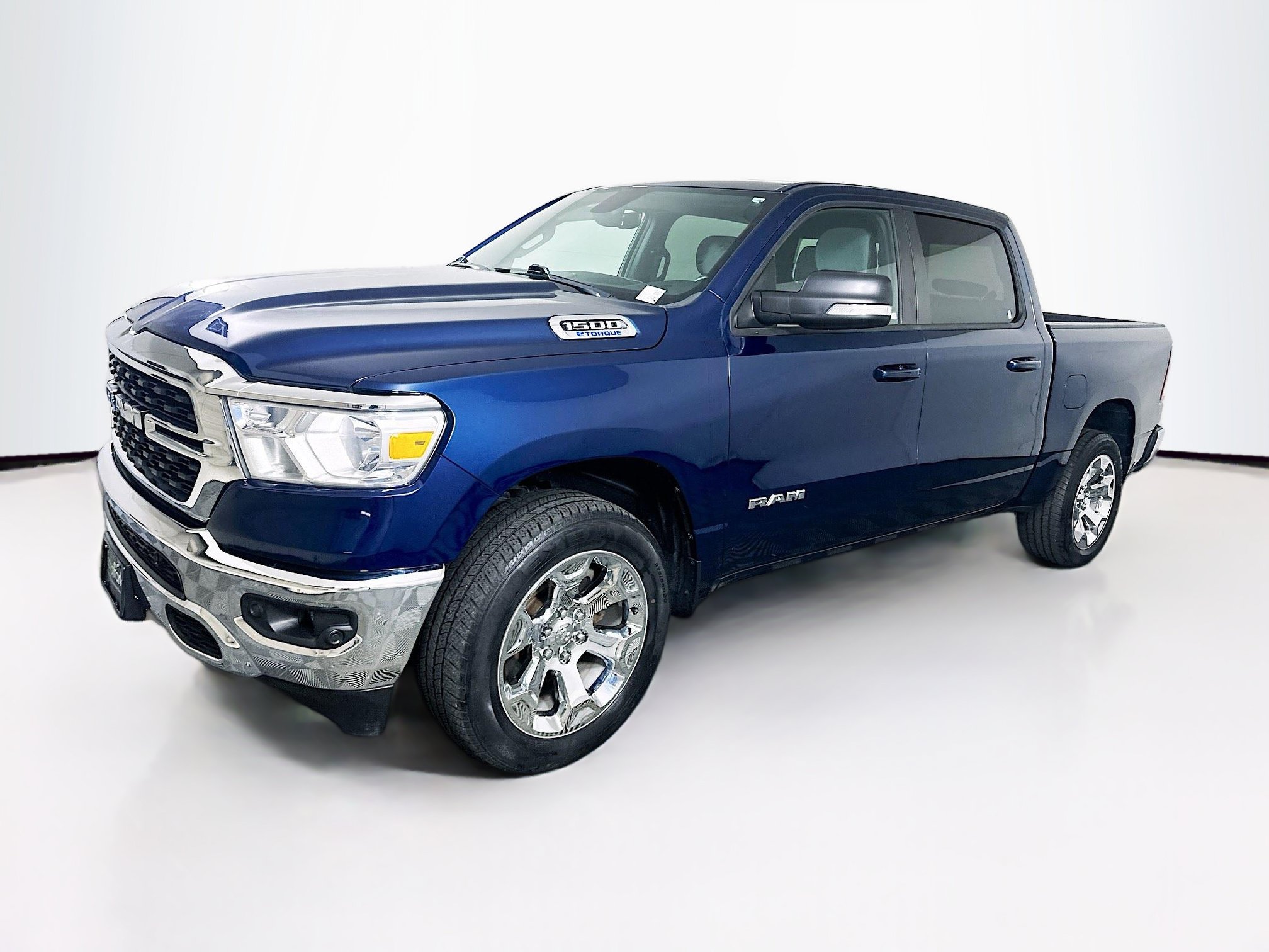Used 2022 RAM 1500 Big Horn AWD/4WD image 3