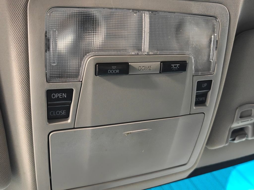 Used 2013 Toyota Avalon XLE Touring image 9