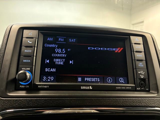 Used 2019 Dodge Grand Caravan SXT w/ Driver Convenience Group FWD image 24