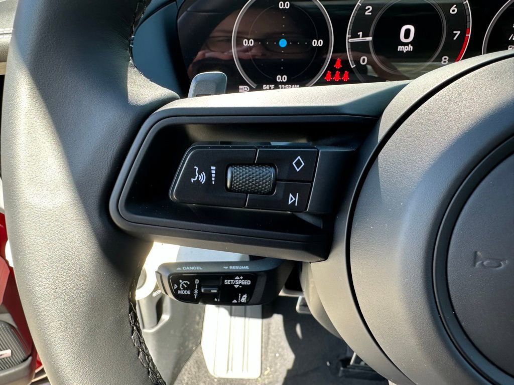 Used 2026 Porsche Panamera image 18