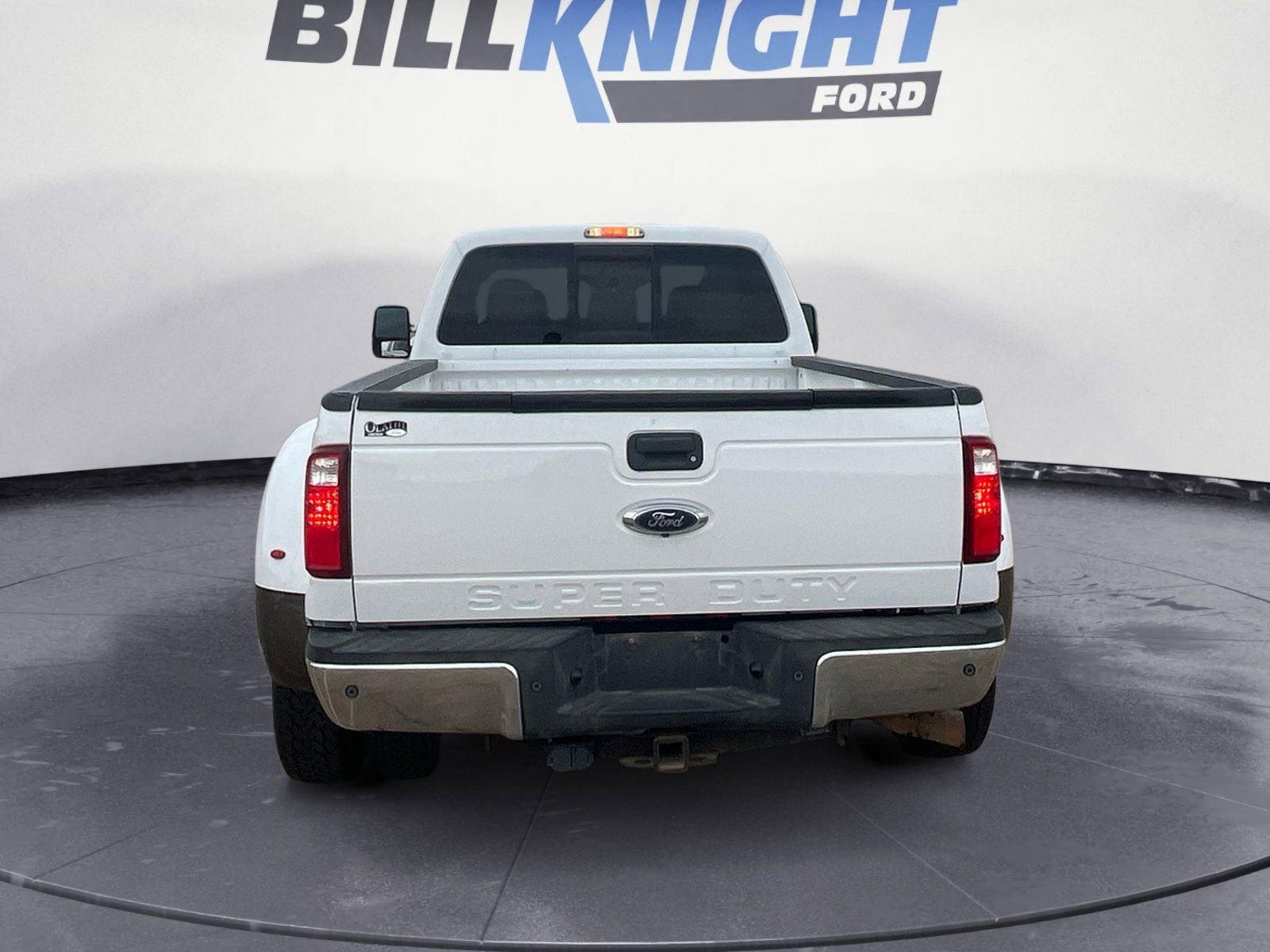 Used 2015 Ford F350 Lariat w/ Lariat Ultimate Package image 4