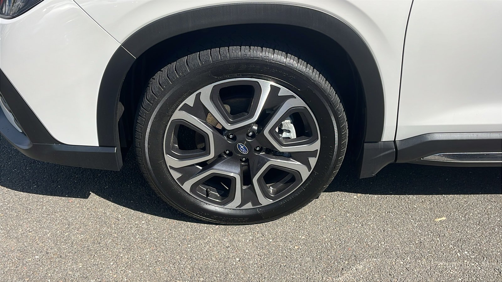 Certified 2023 Subaru Ascent Limited w/ Technology Package AWD/4WD image 10
