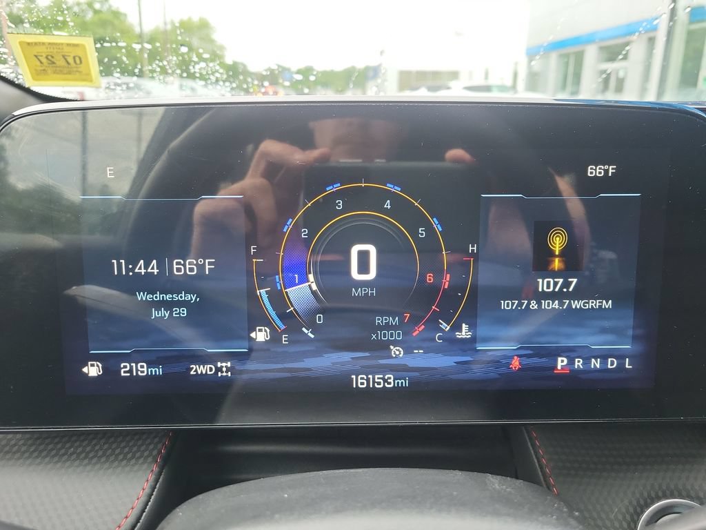 Certified 2025 Chevrolet Equinox RS AWD/4WD image 7