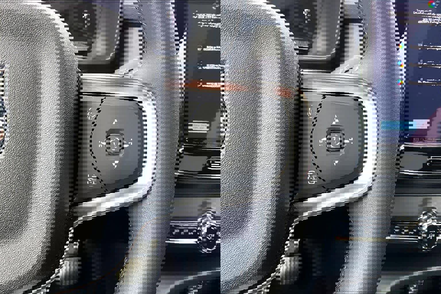 Used 2023 Volvo C40 P8 Recharge Plus w/ Climate Package image 22