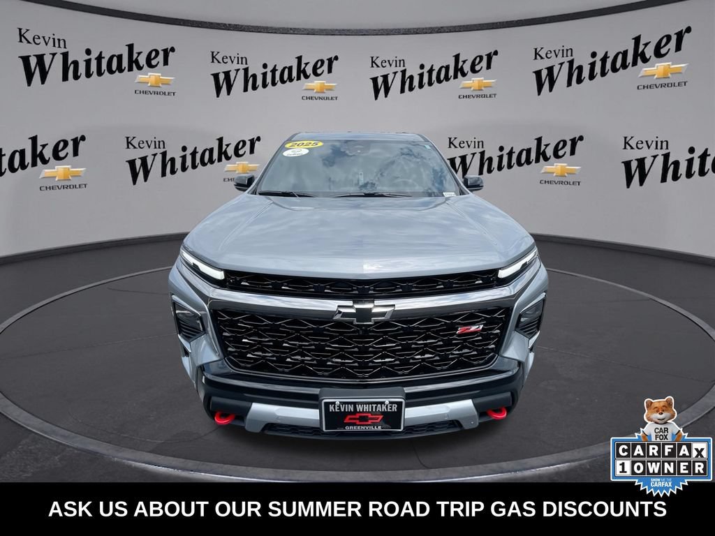 Certified 2025 Chevrolet Traverse Z71 w/ Enhanced Driving Package AWD/4WD image 3