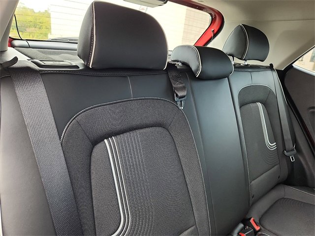 Certified 2022 Hyundai Venue Limited image 28