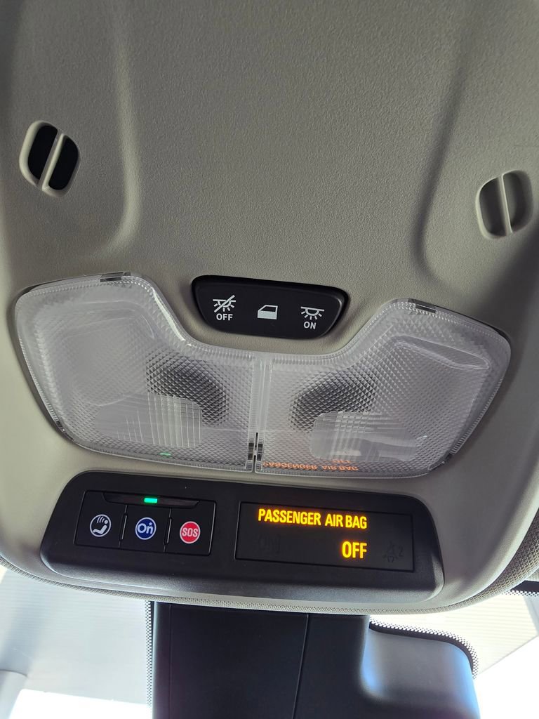 Used 2025 Buick Encore GX Preferred image 28