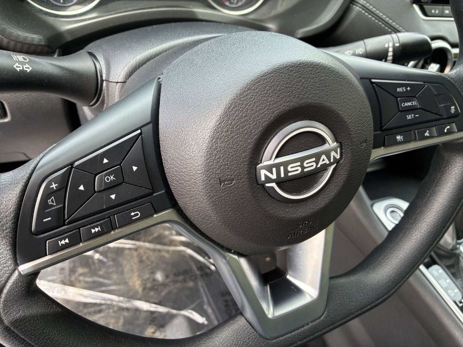 Used 2025 Nissan Sentra SV FWD image 24