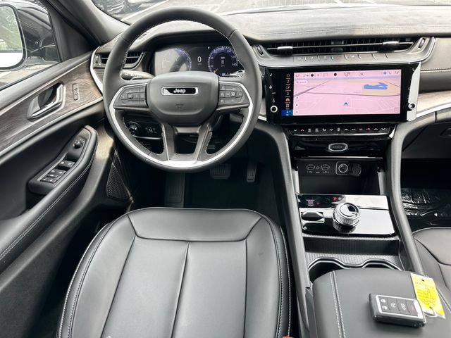 New 2026 Jeep Grand Cherokee L Limited AWD/4WD image 19