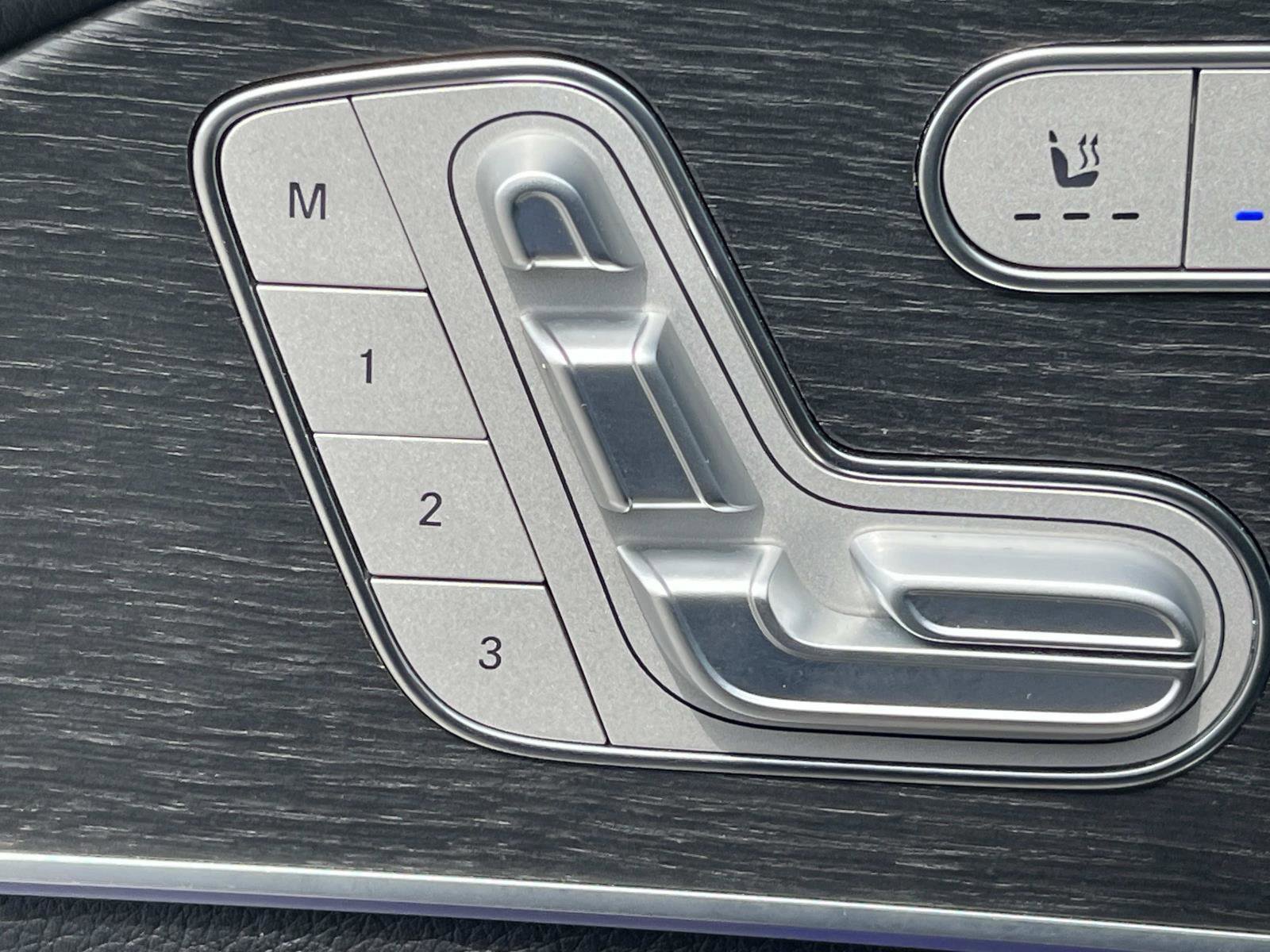 Certified 2023 Mercedes-Benz GLS 450 4MATIC image 25
