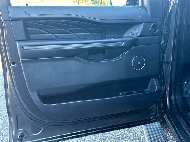 Used 2021 Ford Expedition Max Platinum image 10