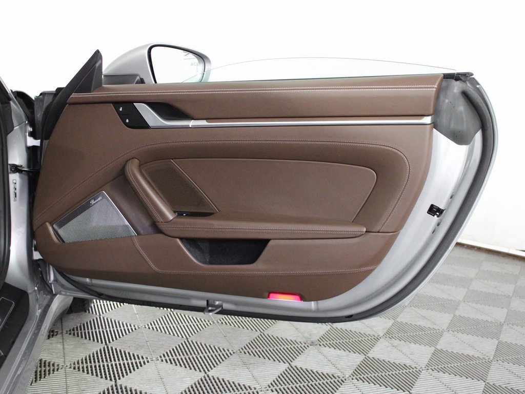 Used 2024 Porsche 911 Carrera S image 31