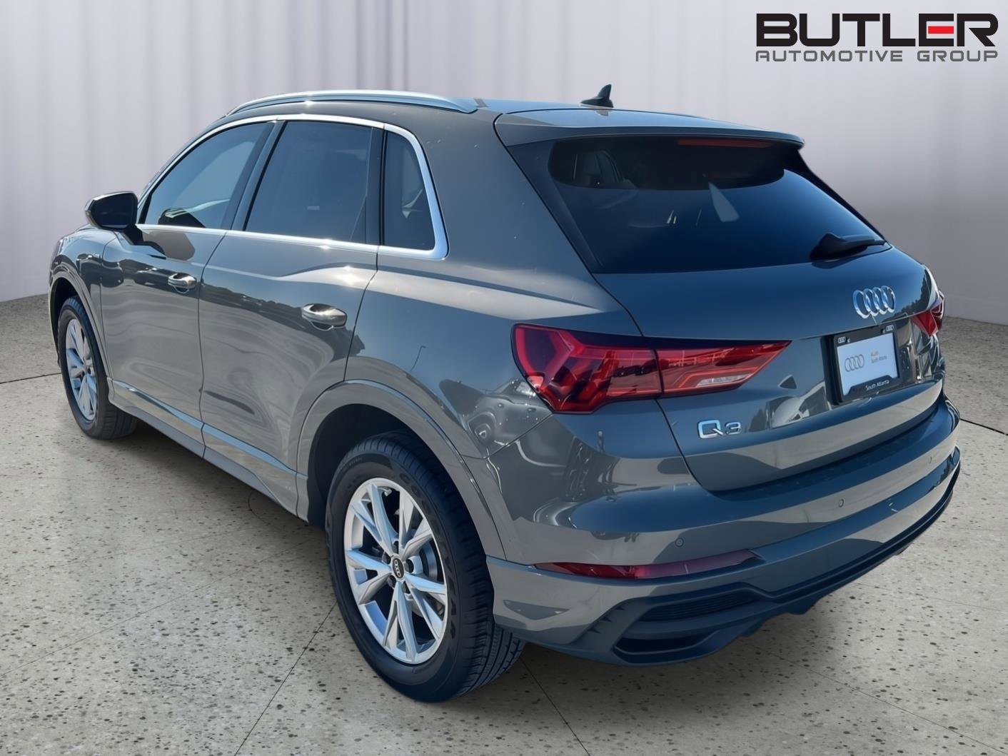 Used 2024 Audi Q3 2.0T Premium Plus w/ Premium Plus Package image 7